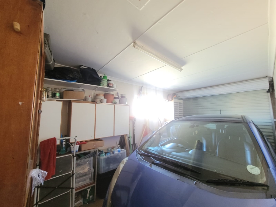 3 Bedroom Property for Sale in Wavecrest Eastern Cape